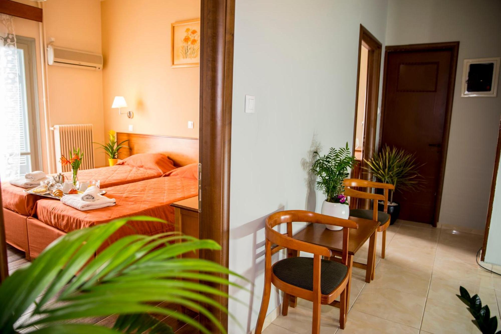 Togias Hotel Aegina エクステリア 写真